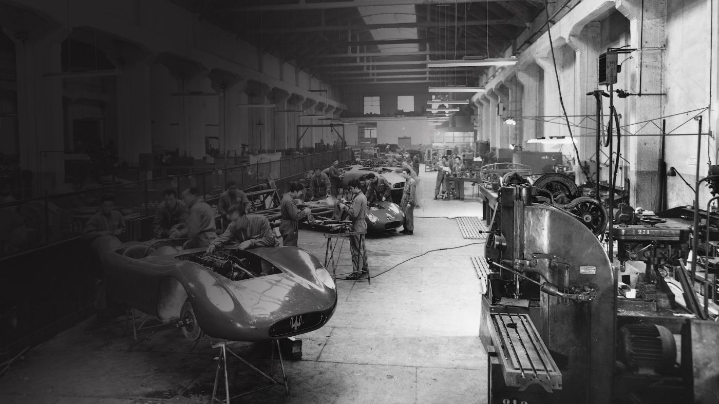 Historical picture of Maserati factory