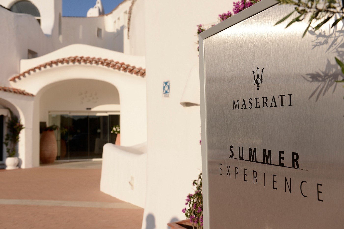 Maserati-Summer-Experience-Corner-at-Cala-di-Volpe-Hotel