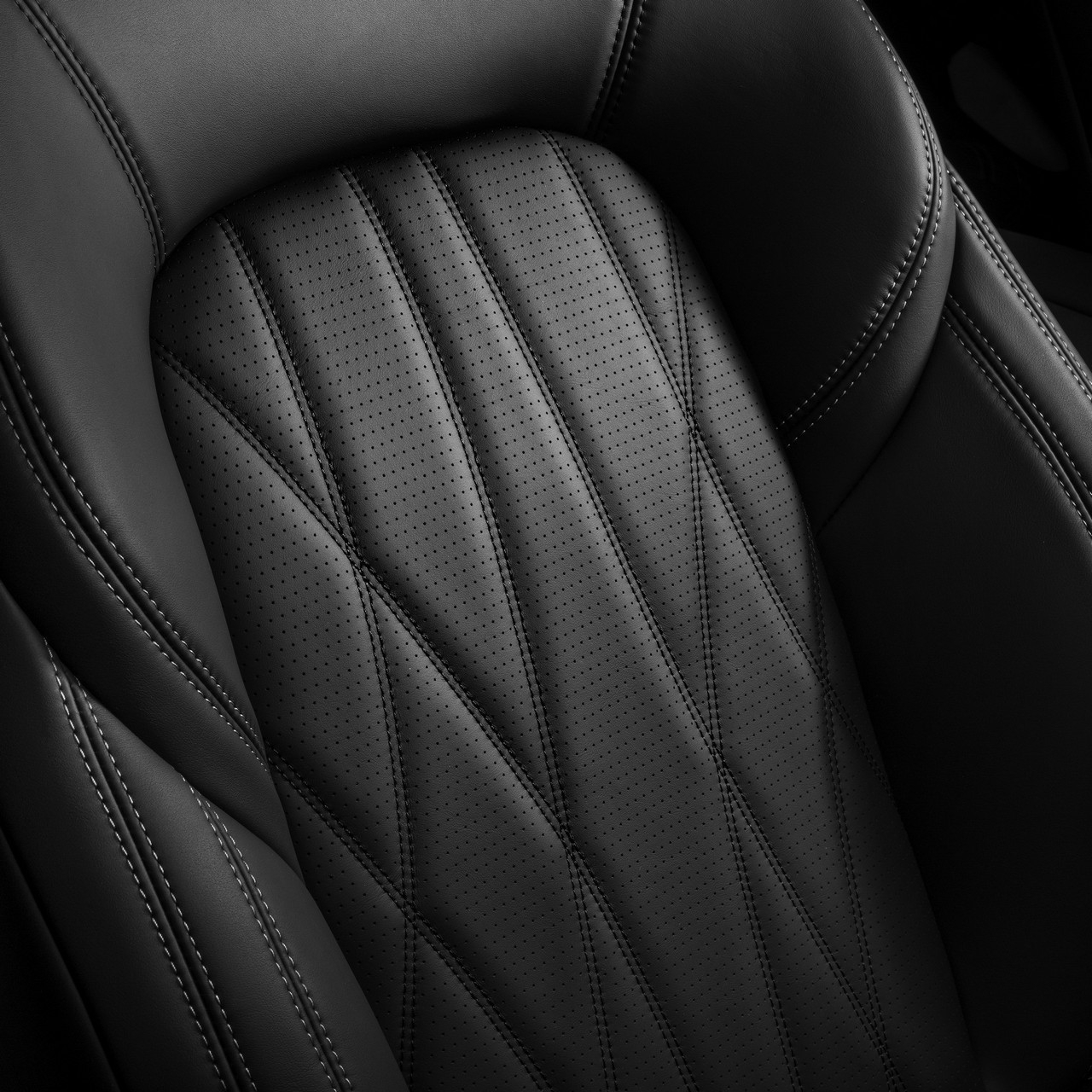 Neue Maserati Executive-Ausstattung: Interieur - Ledersitze