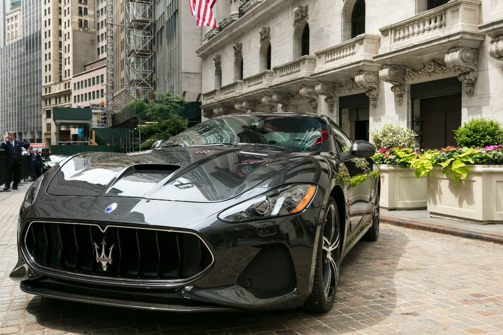 Maserati-GranTurismo-MC-MY18-at-New-York-Stock-Exchange_2017_1